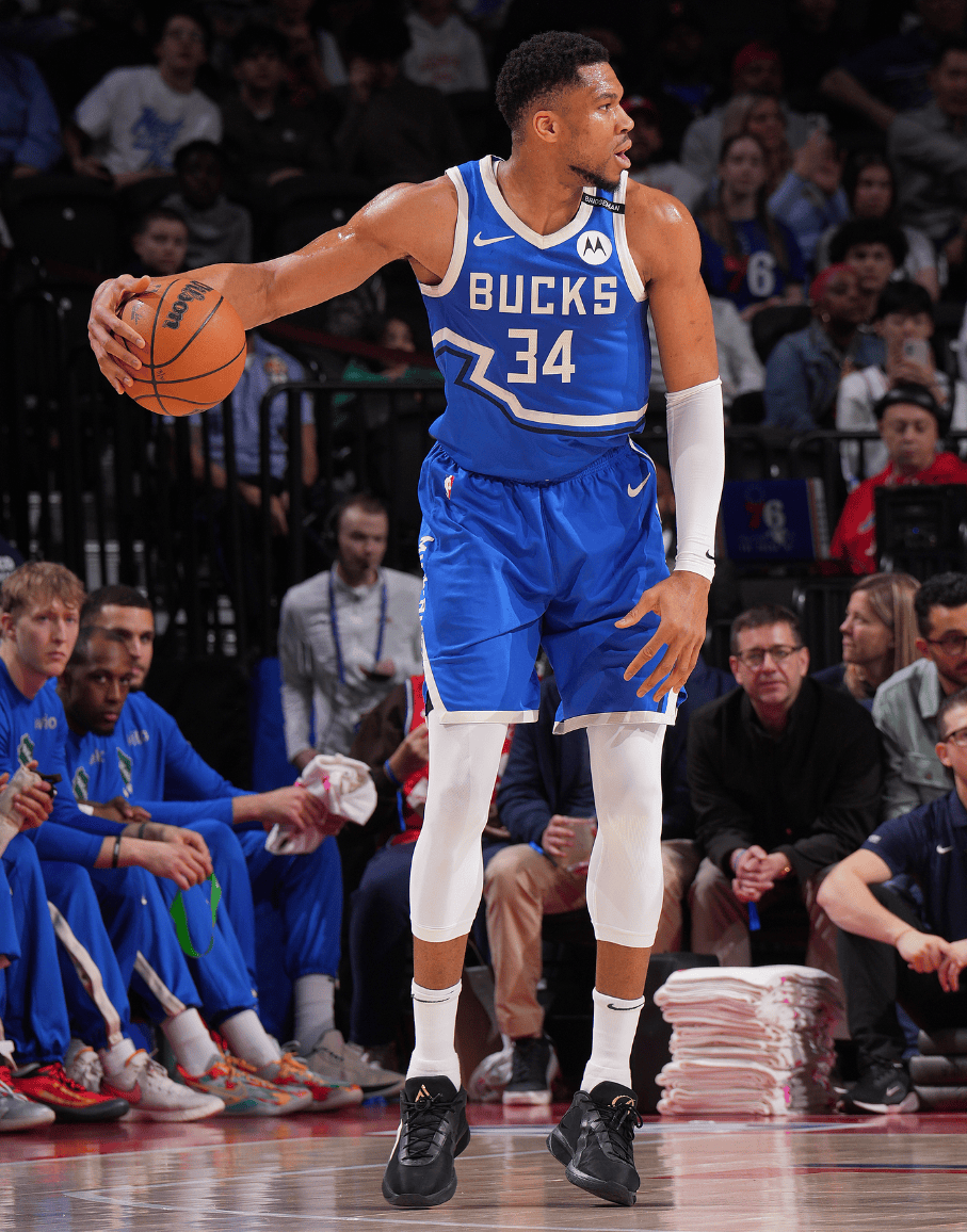 科莫5-1大胜都灵，阿达伊梅开二度，巴图里纳破门