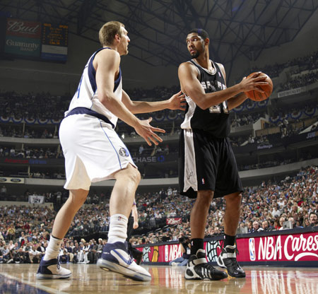 一口气爽看5场比赛！犯错就下场！容错率为零！开拓者毁了杨瀚森？！