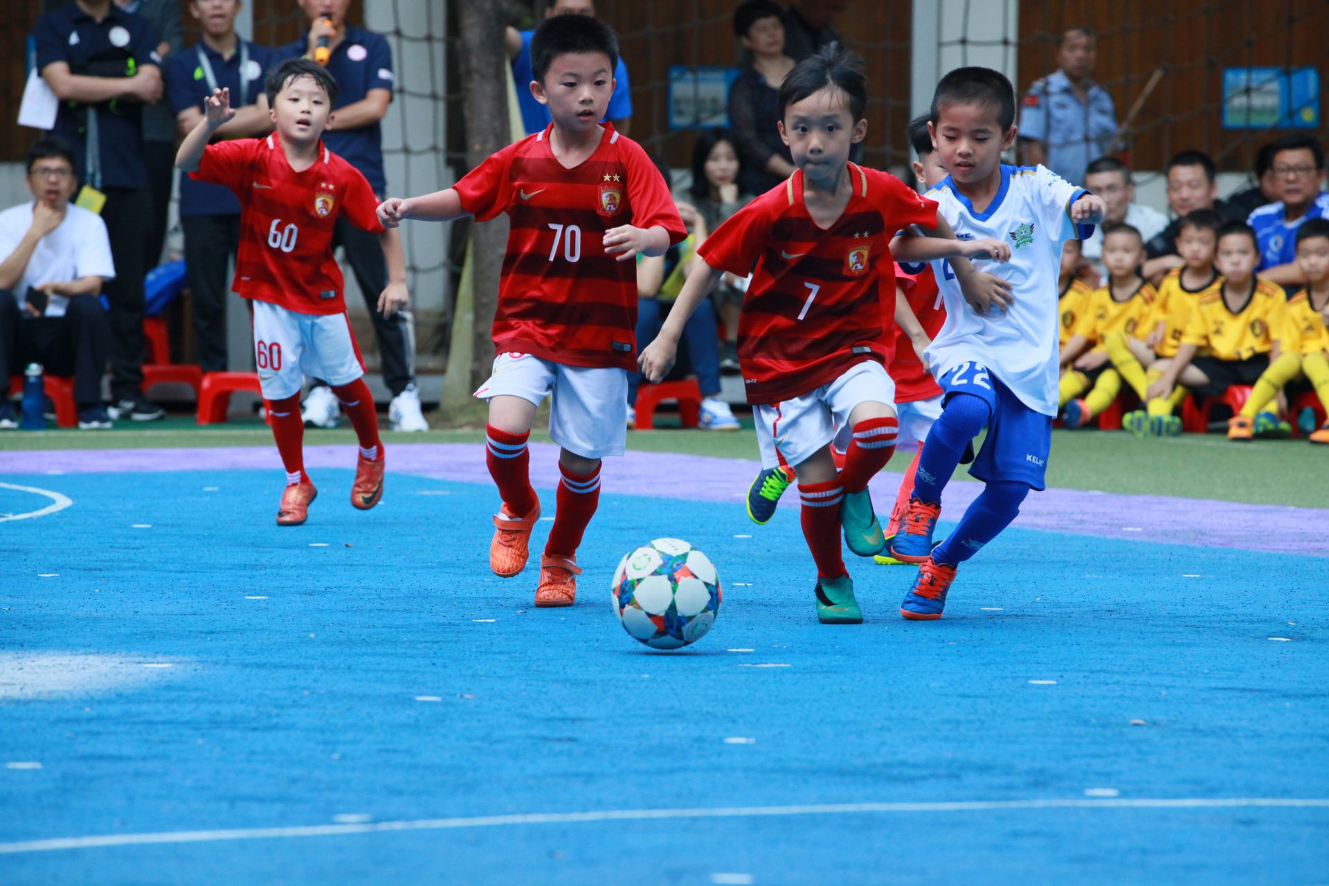 命中率不到30%！雷霆过去两场三分合计71中21 亚历山大11中2