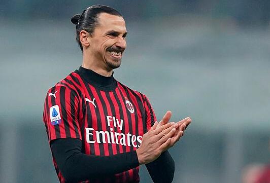 德国杯颁奖樊振东发自内心喜悦 7小时4战全胜太强