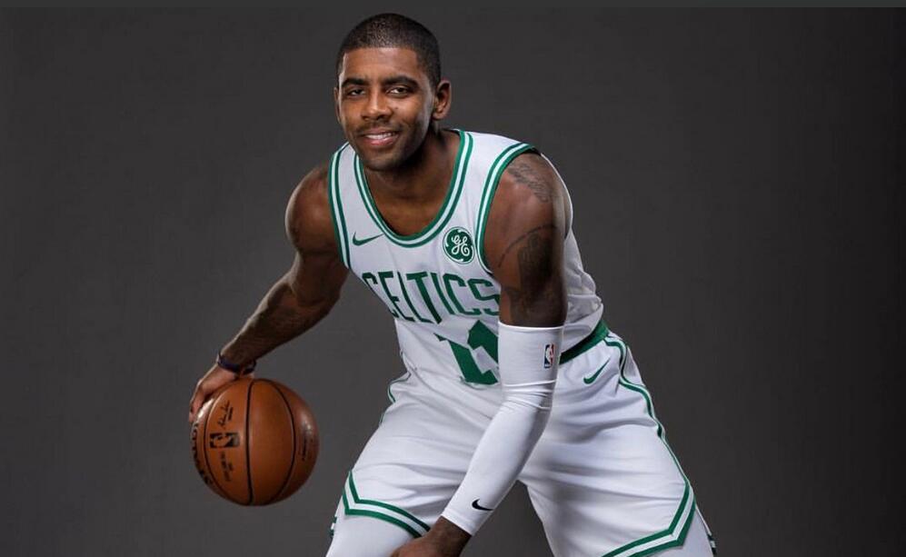 DLSS 4.5 和 G-SYNC Pulsar 为游戏体验注入强劲动力