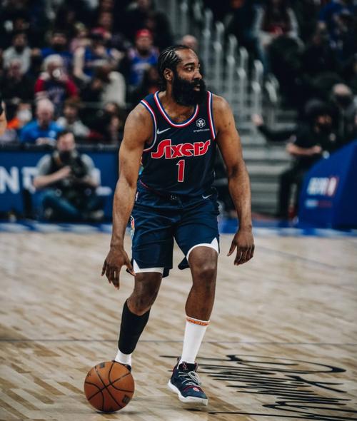 亚泰0-4国安保级希望渺茫，法比奥两射一传，塞鸟、张玉宁建功